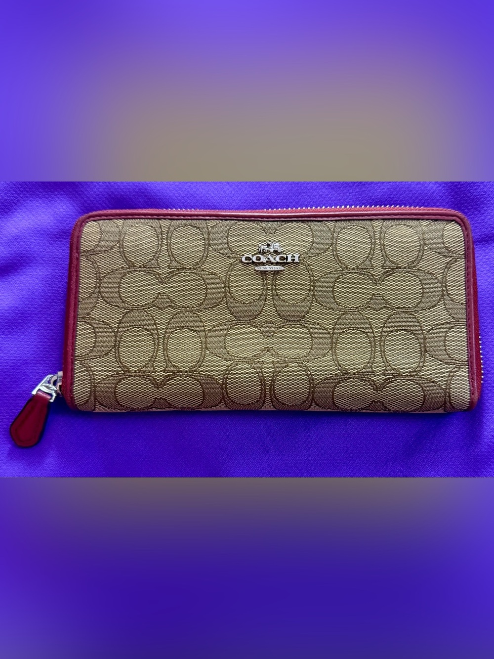 ❤️❤️PROJECT WALLET❤️❤️ Coach Signature Zip Wallet in Brown with Red Trim